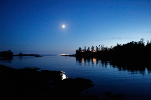 Full Moon, Reef Point, Ucluelet, British Columbia, Canada